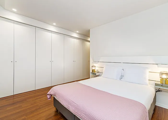 Bombarda I By Innkeeper * Porto