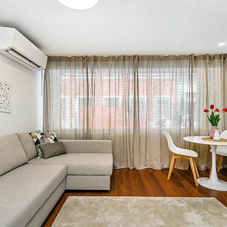 Bombarda I By Innkeeper * Porto