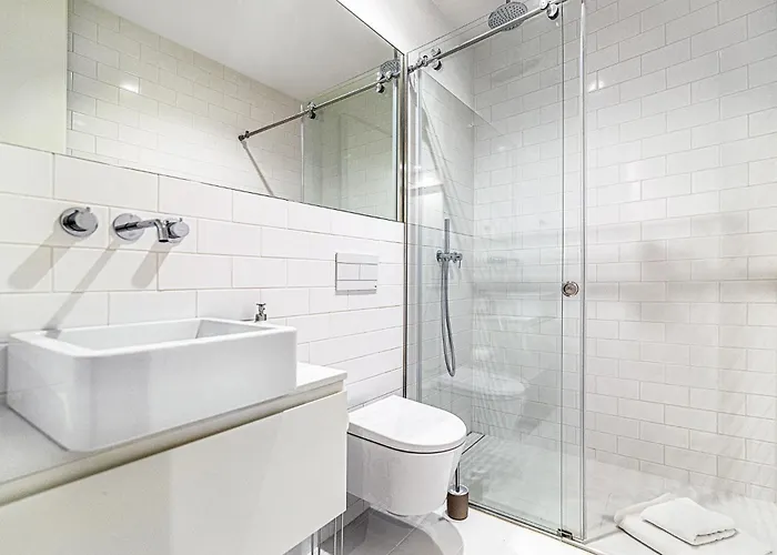 Bombarda I By Innkeeper * بورتو